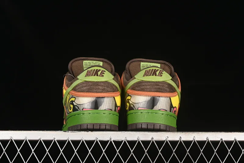 All Categories Nk SB Dunk Series Nk SB Dunk Low Low-top sneakers Pure original Nk Dunk SB Low "De La Soul" joint model Baroque brown SB low-top casual sneakers 789841-332